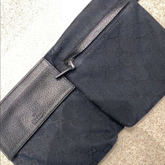 Gucci Bag - Picture 1 of 5